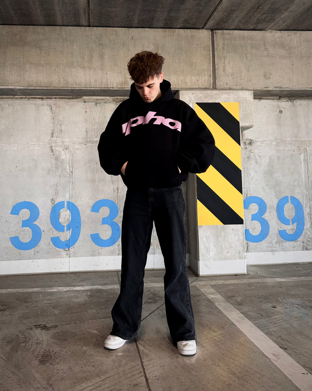 EUPHORIA OVERSIZE HOODIE BLACK PINK